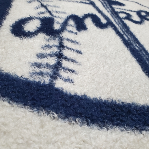 New York Yankees Tophat Baseball MLB Blanket Throw Made in USA Vintage Logo - Picture 7 of 8